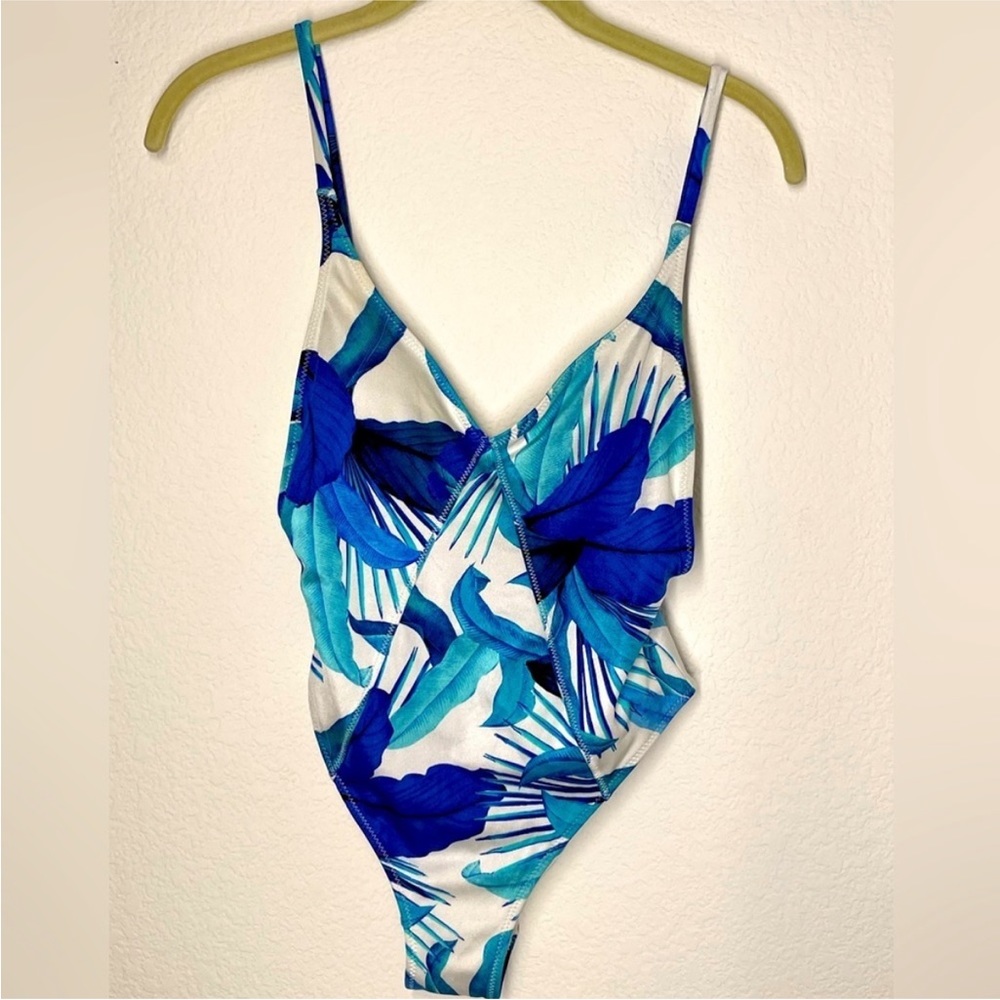 LA HEART ❤️ pacsun MINT size large one piece tropical palm floral leaf swim